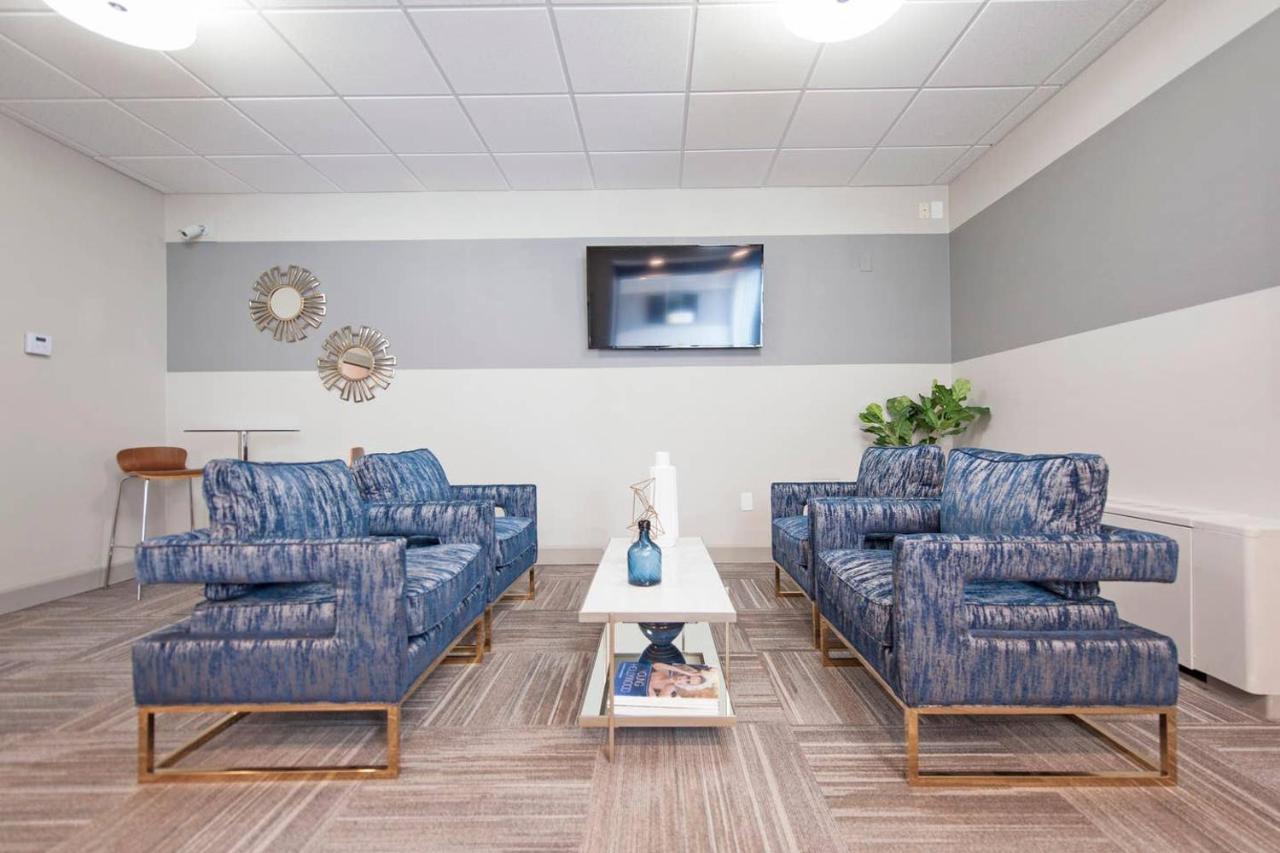 Abode Vue At 3Rd Downtown Loft Style Suite + Sleeper Sofa Louisville Exteriör bild