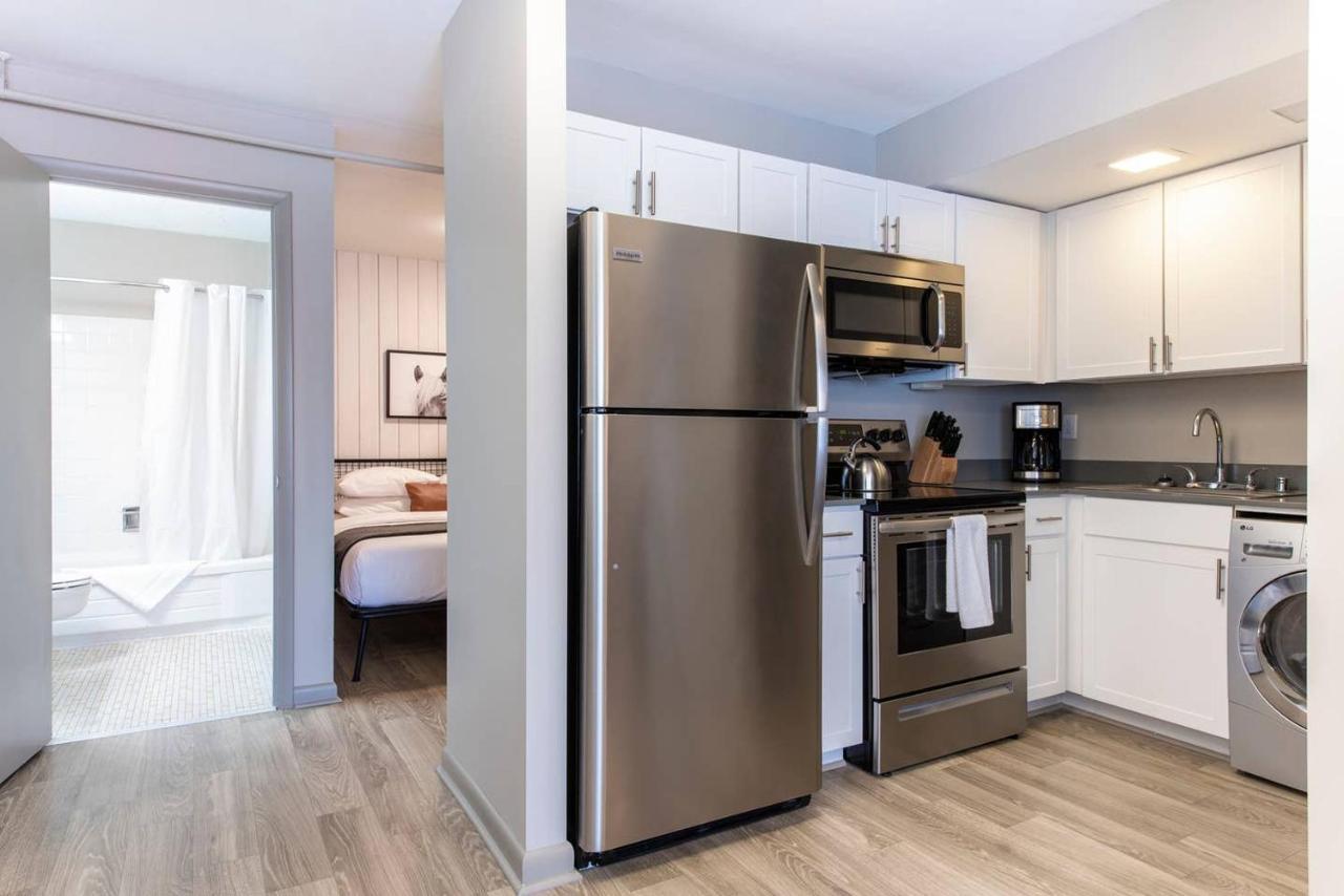 Abode Vue At 3Rd Downtown Loft Style Suite + Sleeper Sofa Louisville Exteriör bild